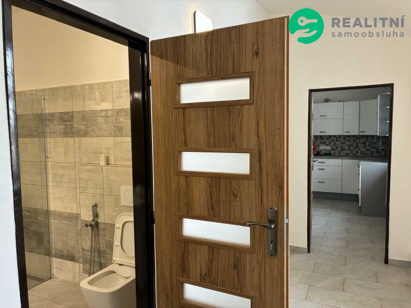 Byt 2+1, 90m2, Svrkyně, Praha západ