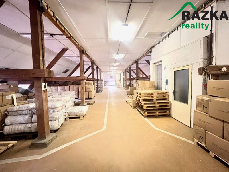 Komerční prostory (sklad, výroba) v Tachově, ul. Školní