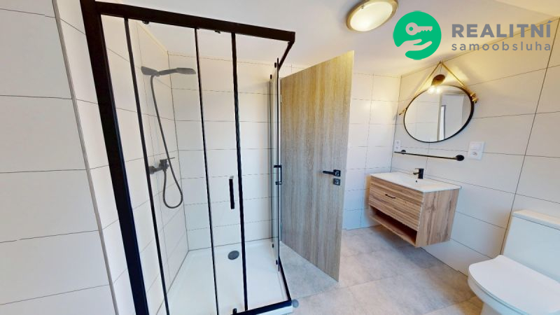 Komfortní a vzdušný byt 3+1 s terasou, 118 m2