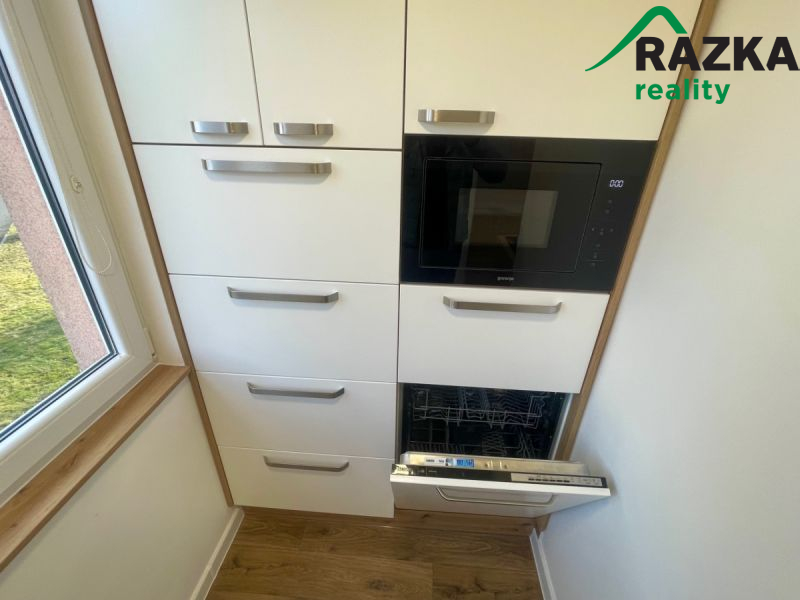 Prodej bytu 2+1 , 52 m2 Aš