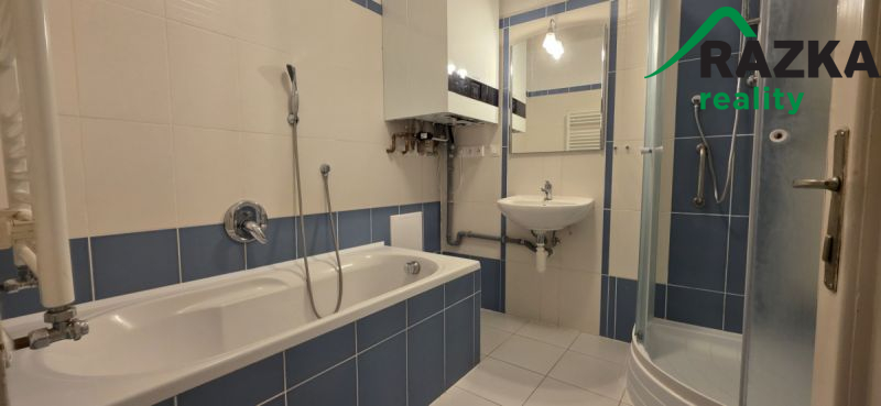 Byt 3+1 (105 m2) s lodžií Planá, ul. nám. Svobody 
