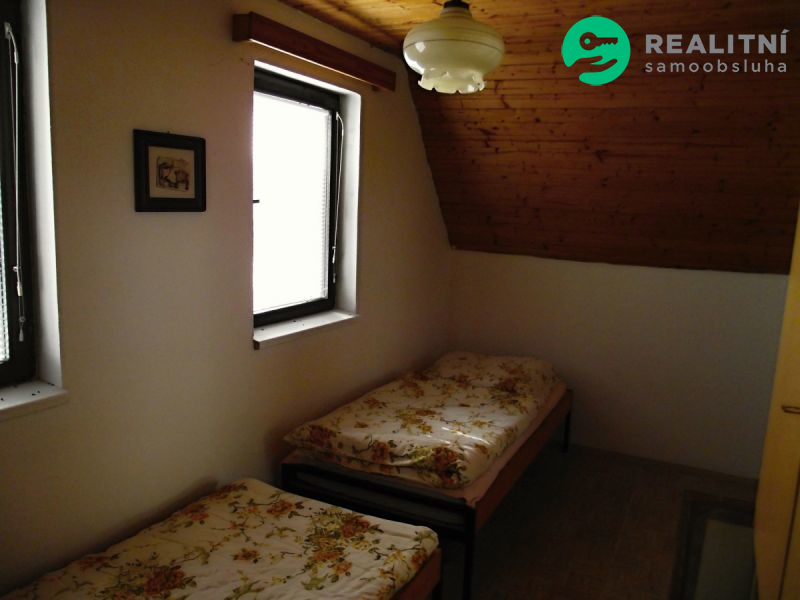 Chaty s garáží na pozemku 361 m2, Úštěk - Tetčiněves