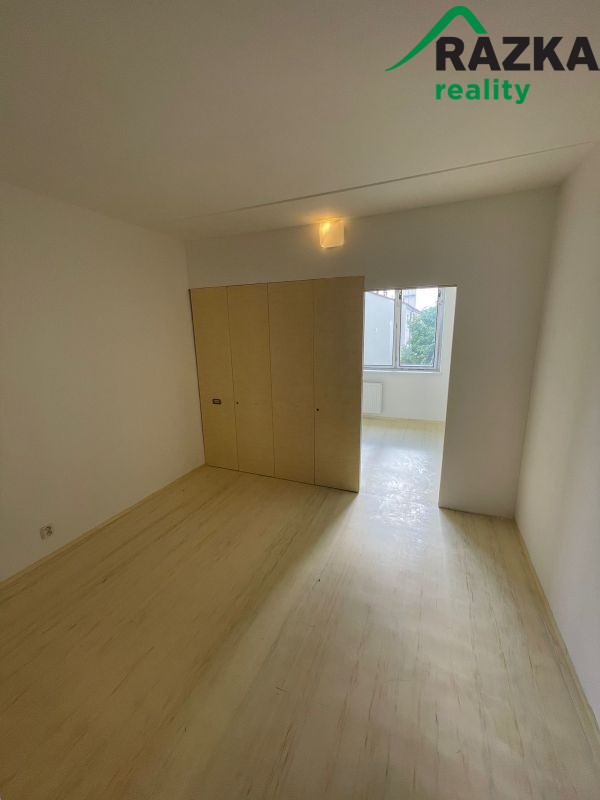 Pronájem bytu 2+1(64m2), Chodová Planá