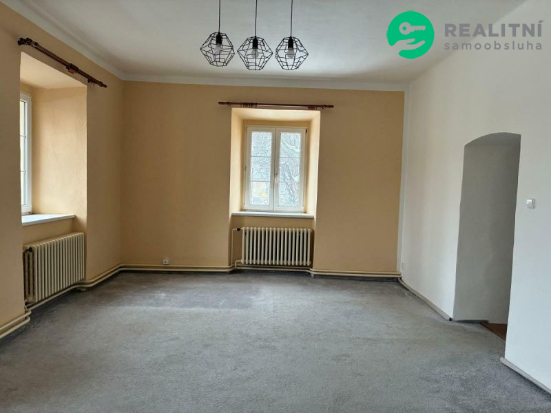 Byt 2+1, 90m2, Svrkyně, Praha západ