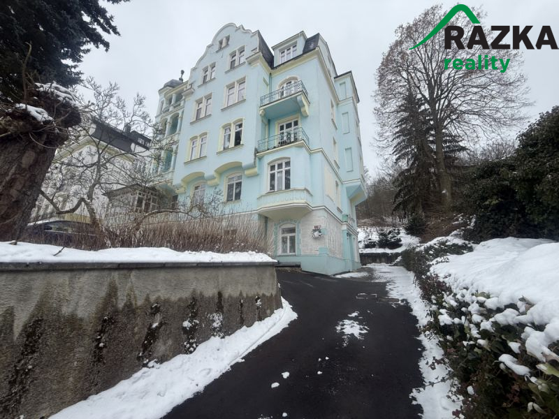 Prodej bytu 3+1, 137m2, Karlovy Vary, ul. Krále Jiřího