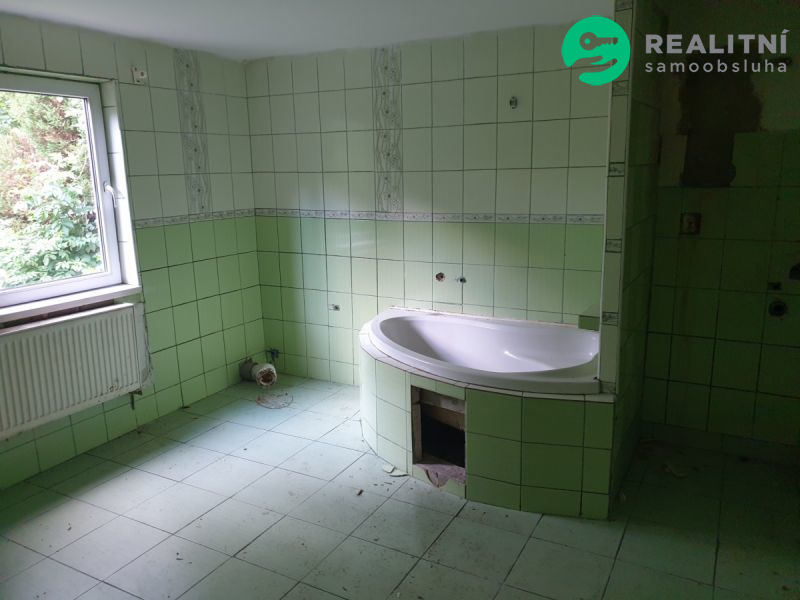 Dům či dva apartmány Desná