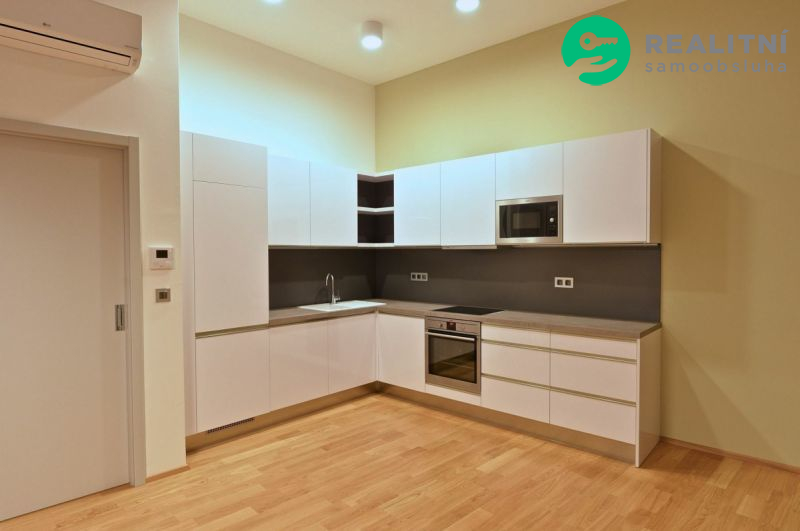 Byt 2+kk, 59 m² Husova 594/6, Brno