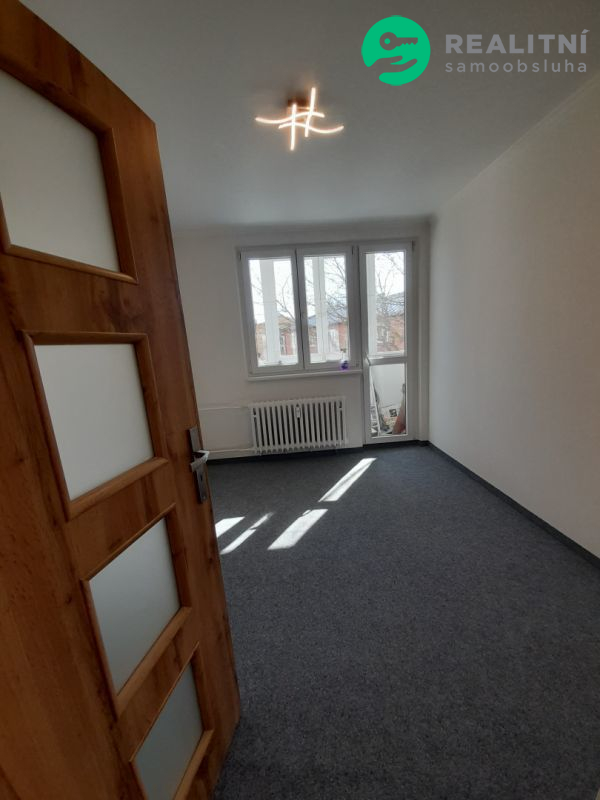 Prodám 3+1 v Nové Roli u Karlových Var