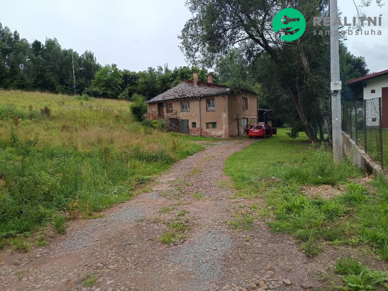 Náchod pod Vysokovem pro bydlení či podnikání