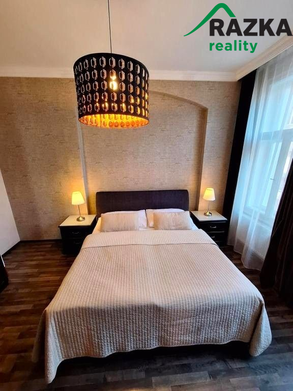 Prodej apartmánového domu s kavárnou - (celek nebo jednotky)