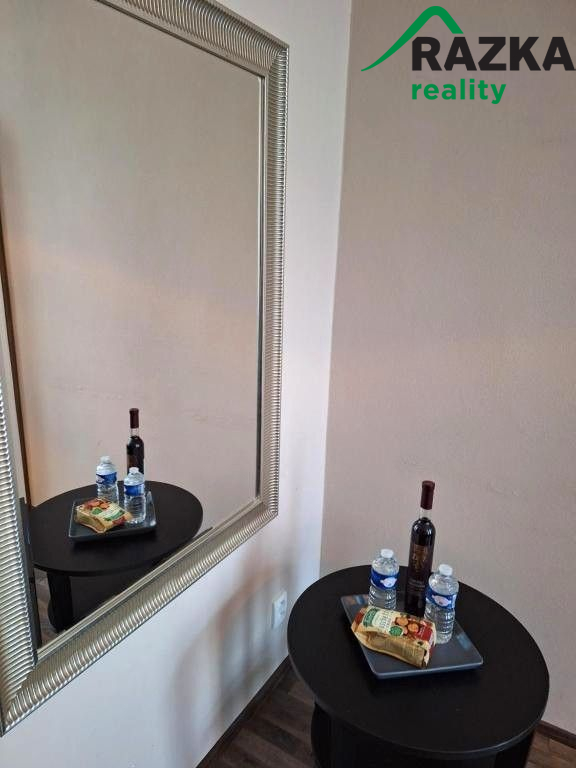 Prodej apartmánového domu s kavárnou - (celek nebo jednotky)