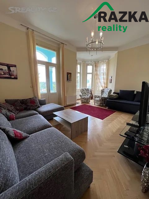 Prodej bytu 3+1, 137m2, Karlovy Vary, ul. Krále Jiřího