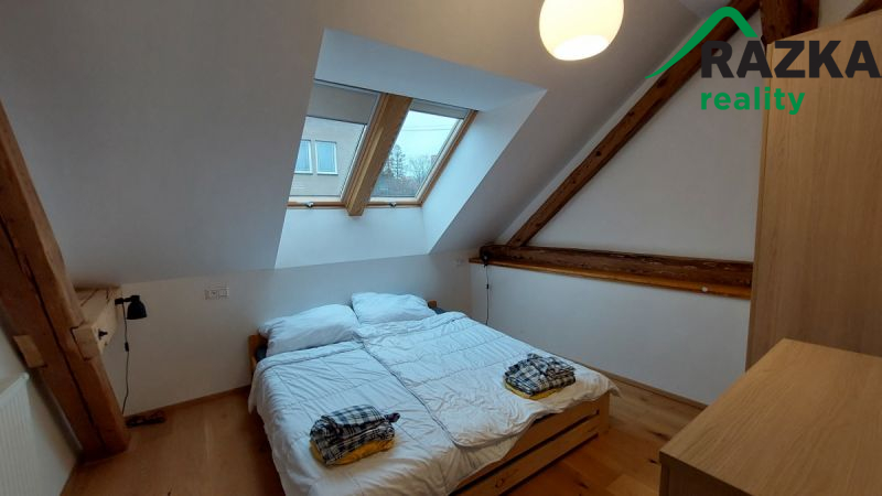 Pronájem podkrovního bytu 3+KK - Stříbro