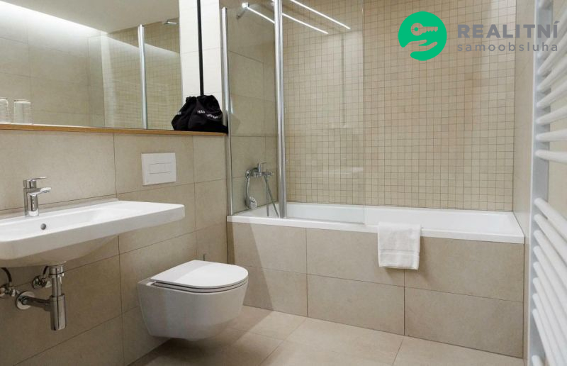  Pronájem bytu 2+kk 66 m² Pallova, Plzeň