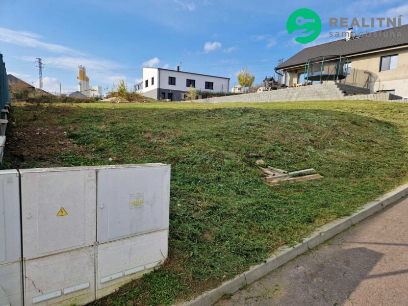 Prodej stavebního pozemku 867 m² Dobšice u Znojma
