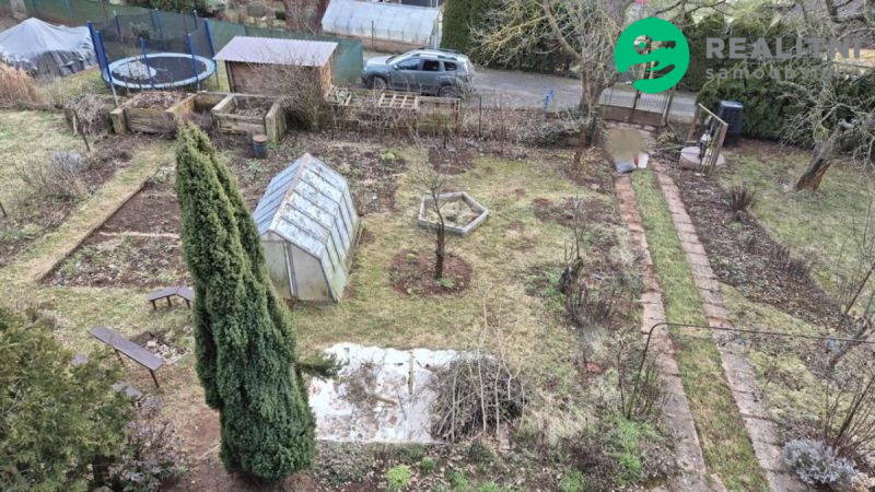 Zděná chata s krbem, studnou, Moravská Třebová