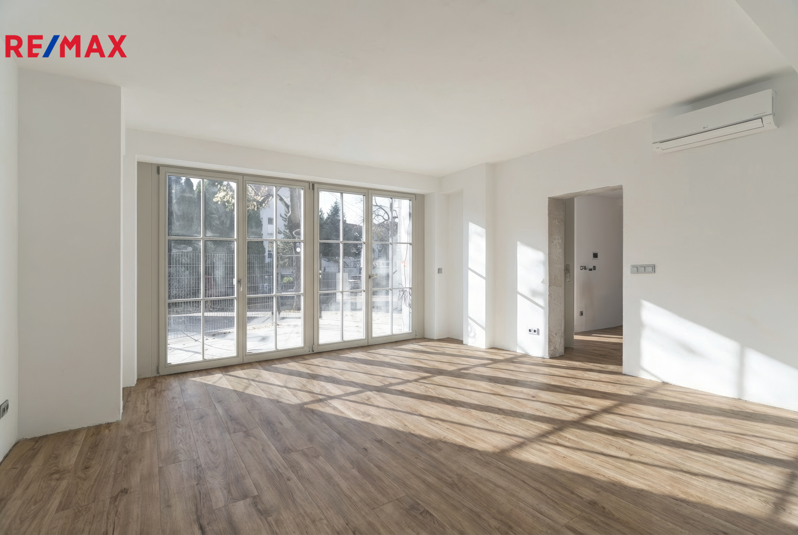 Prodej - bytová jednotka 4+kk – 128,72 m&sup2;, za