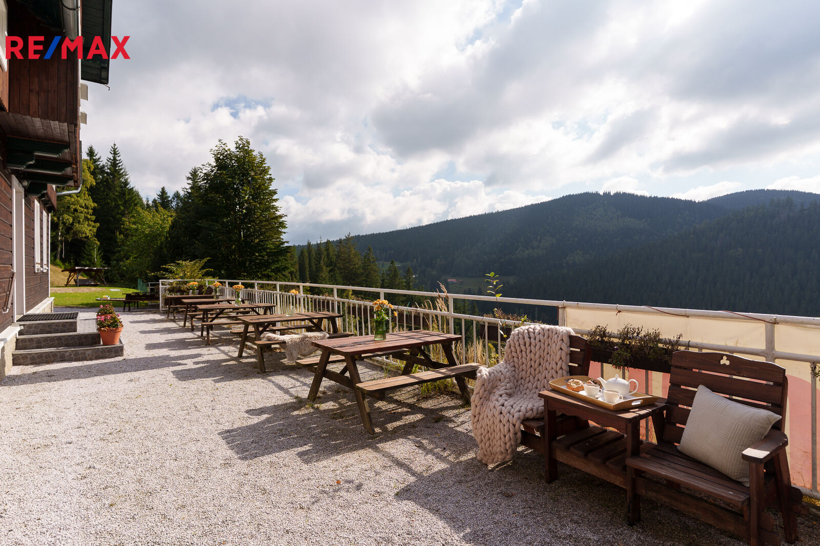 Krkonoše - Prodej horského Penzionu Táňa na krásném místě v Peci pod Sněžkou, Velká Úpa II, čp. 154 – investice s potenciálem rozšíření.