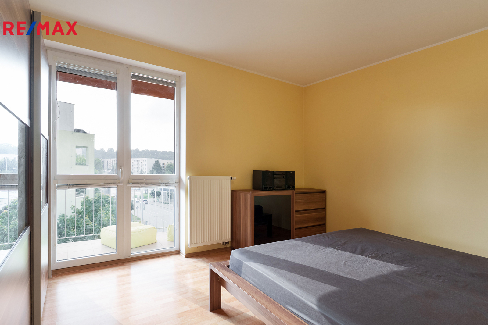 Pronájem 4+kk, Hradec Králové - Třebeš