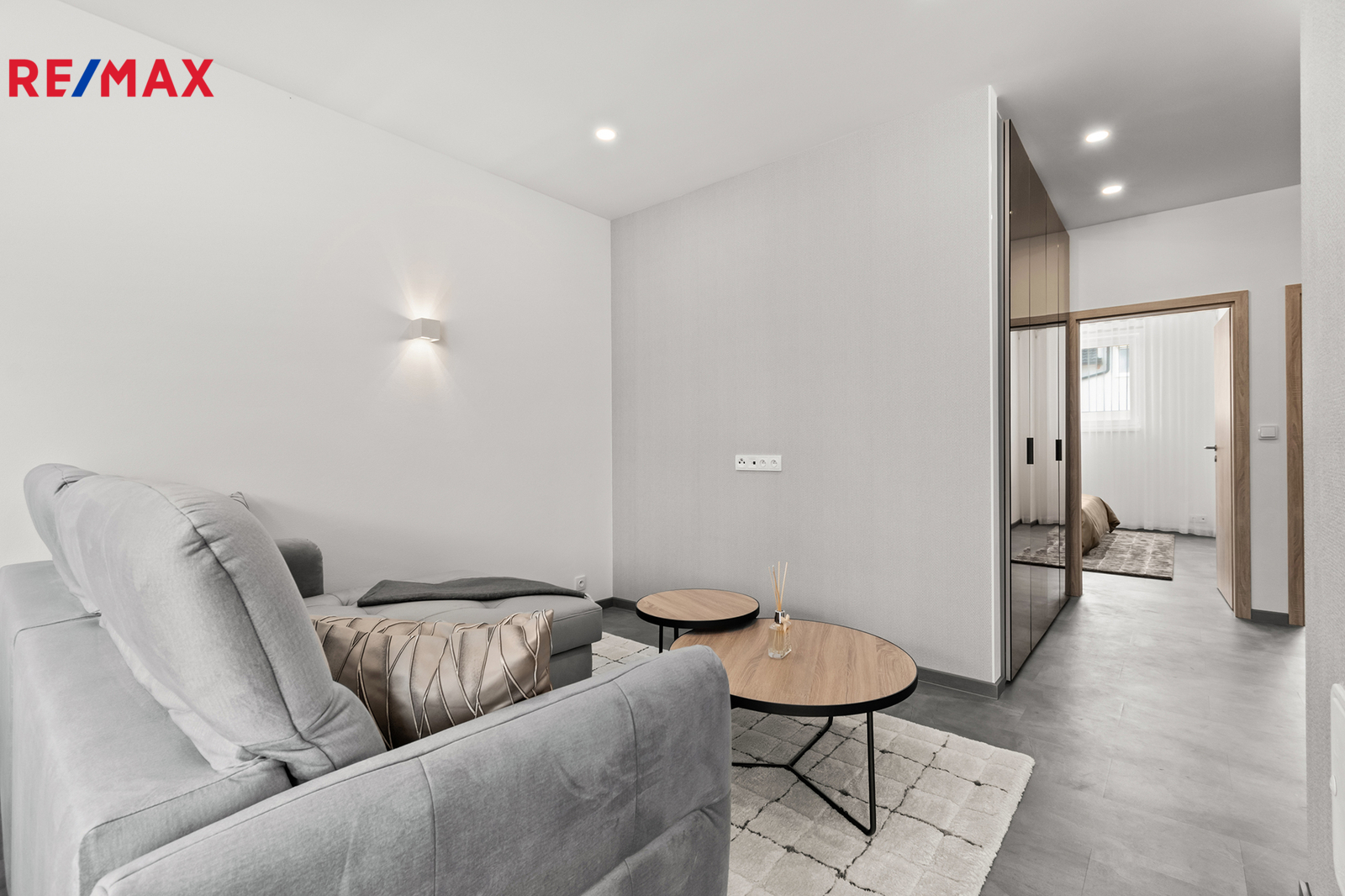 Pronájem nového bytu 3+kk, Vochov_Michal Bláha Reality