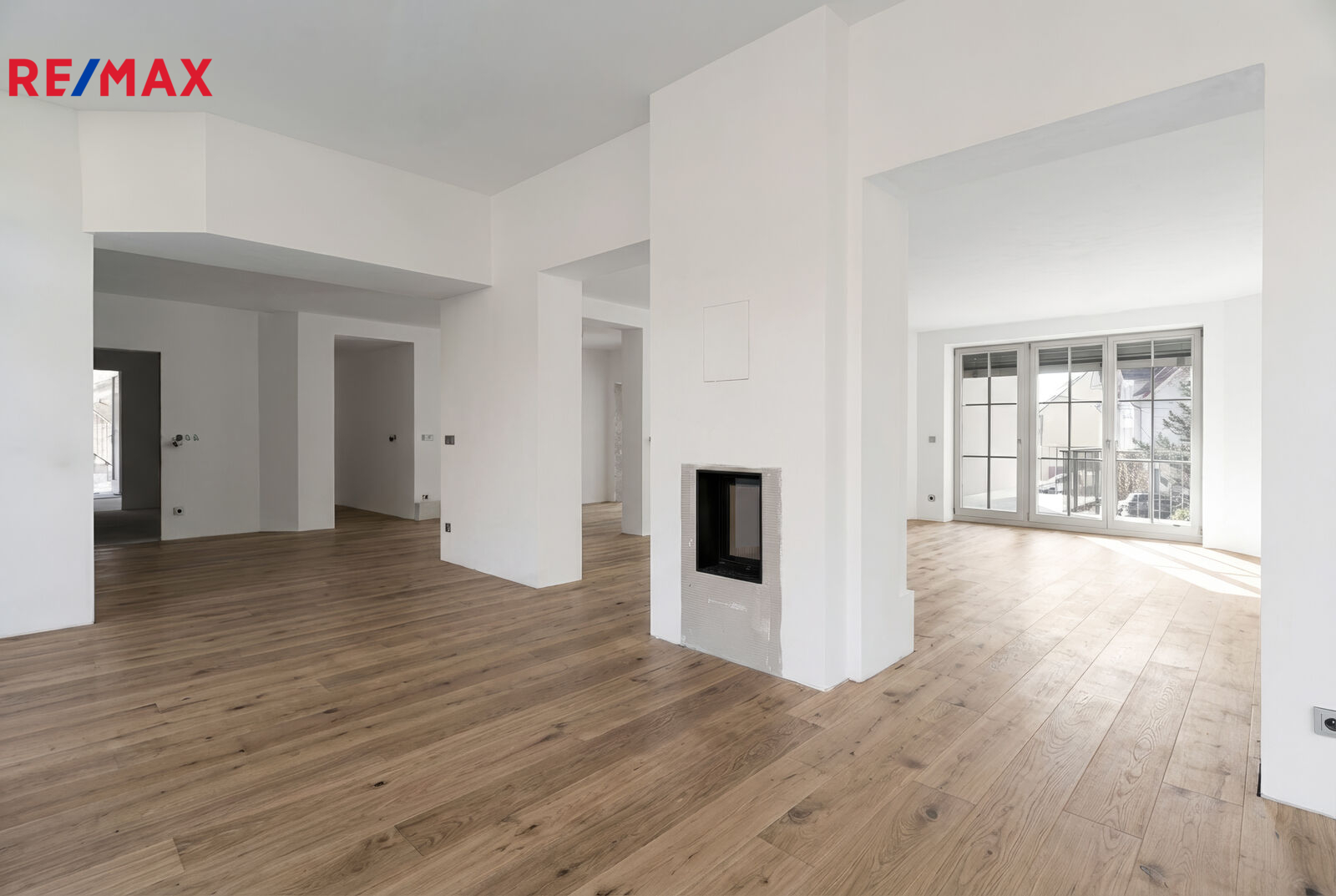 Prodej luxusního viladomu, Praha 10 – Záběhlice, u Hamerského rybníka