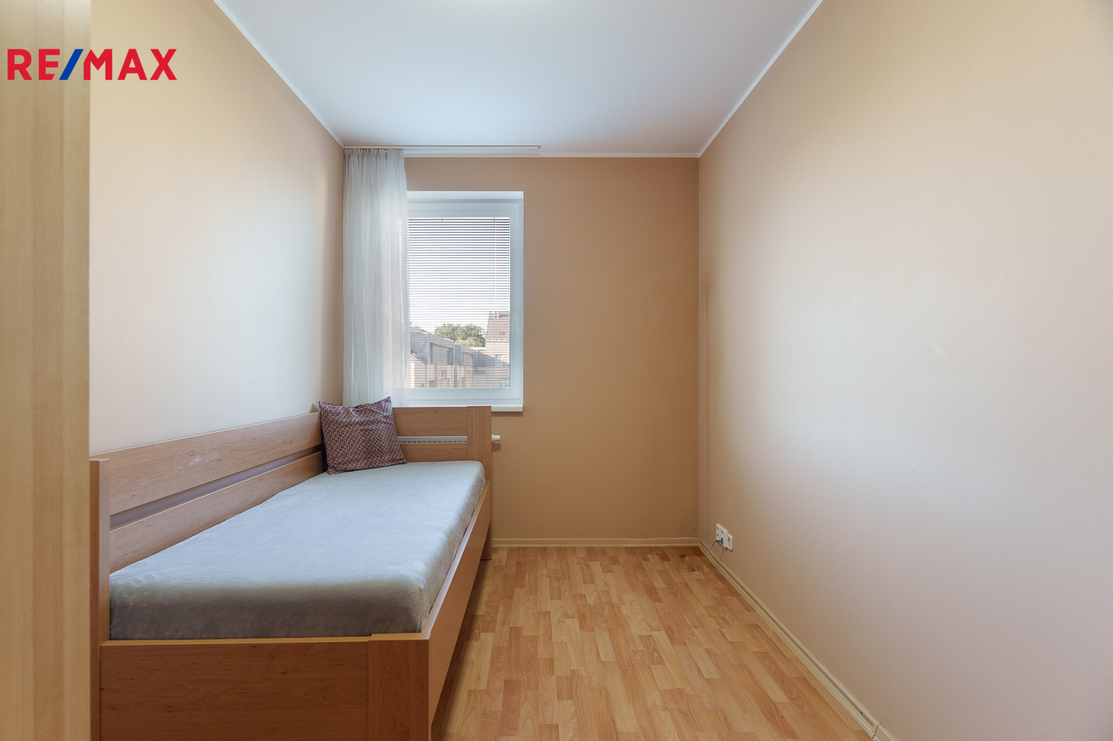 Pronájem 4+kk, Hradec Králové - Třebeš