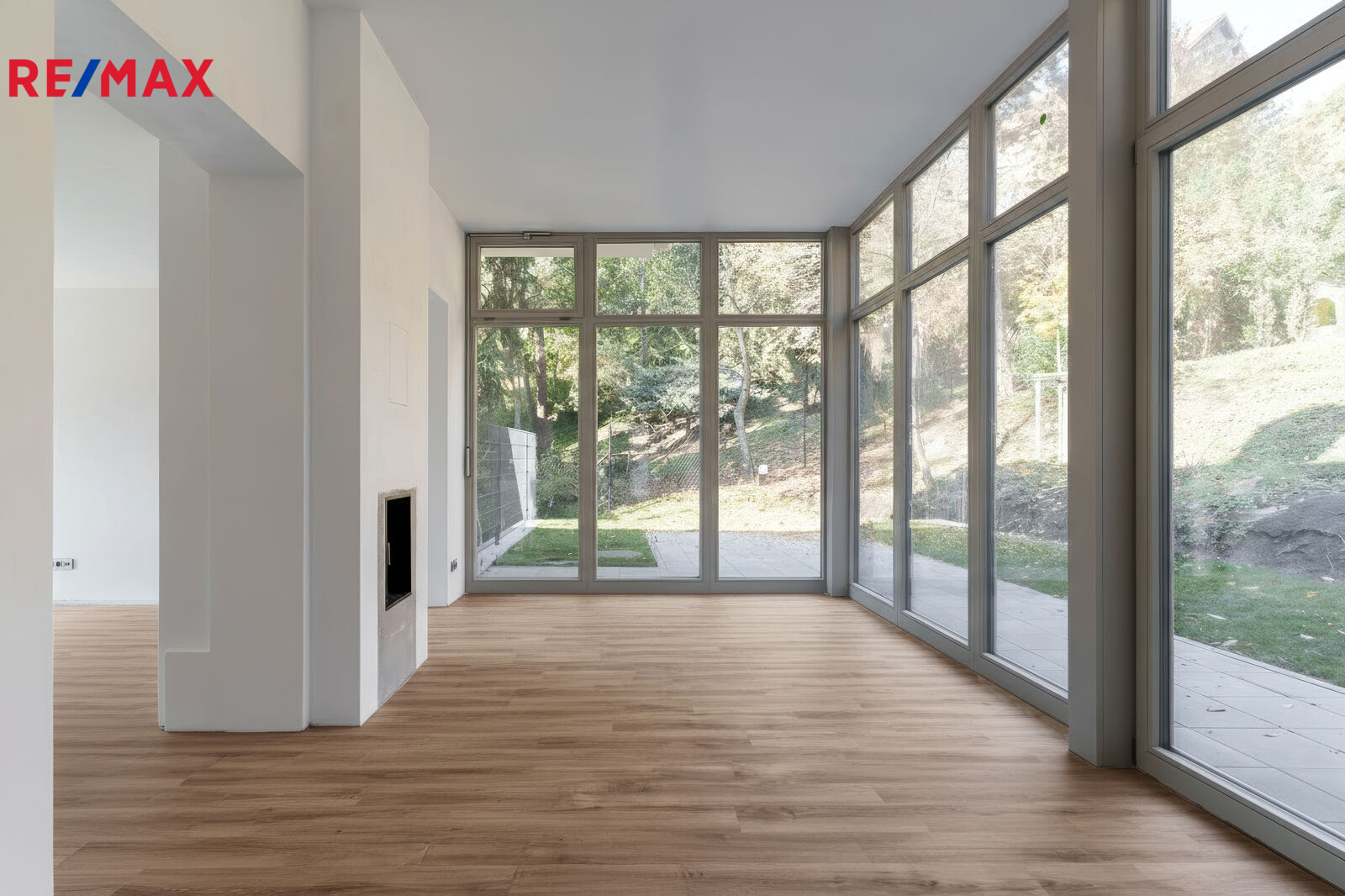 Prodej luxusního viladomu, Praha 10 – Záběhlice, u Hamerského rybníka