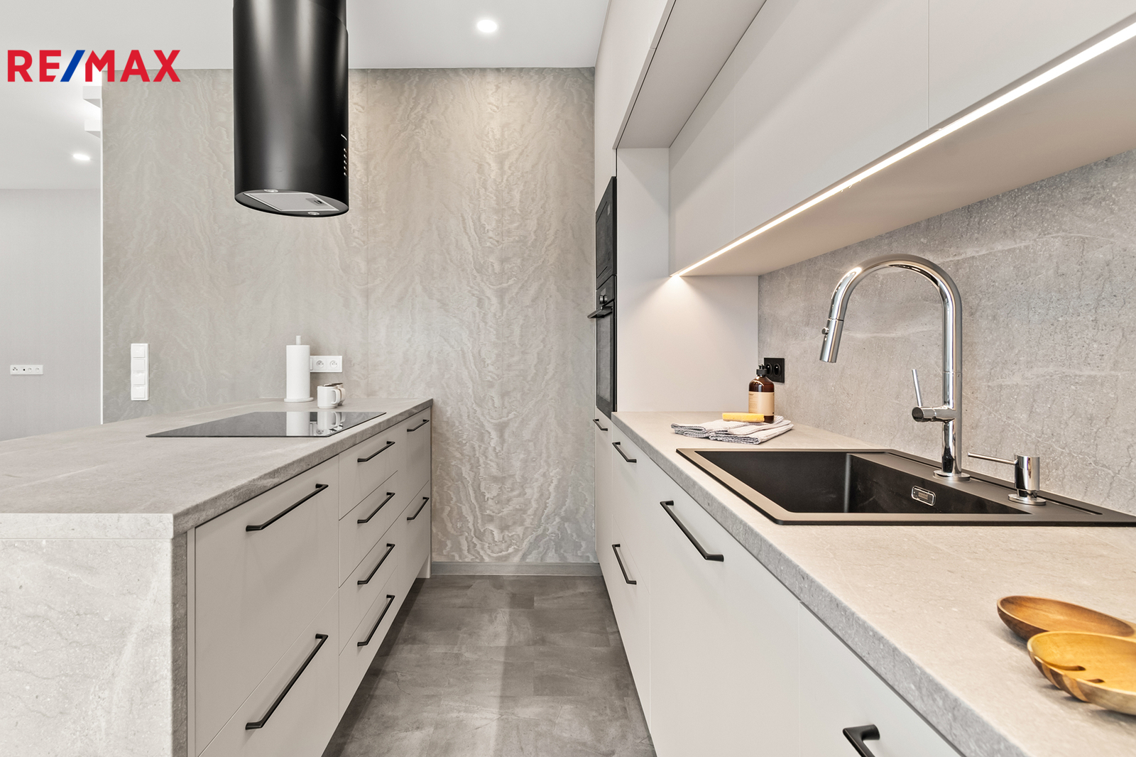 Pronájem nového bytu 3+kk, Vochov_Michal Bláha Reality