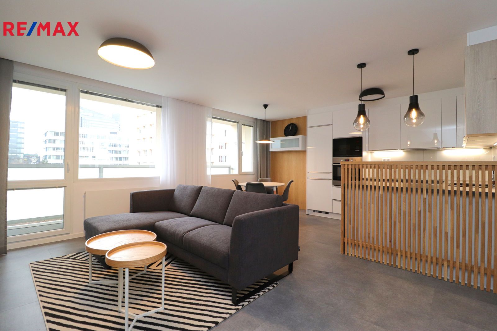 Obývací pokoj + kk