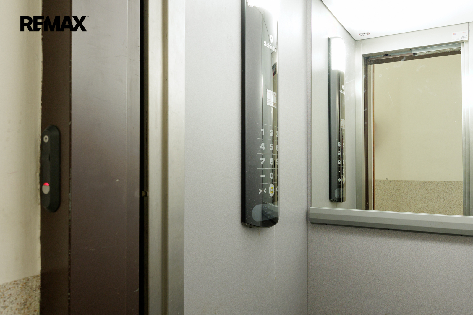 Pronájem 2+kk, Zborovská 814/19, Praha - Smíchov