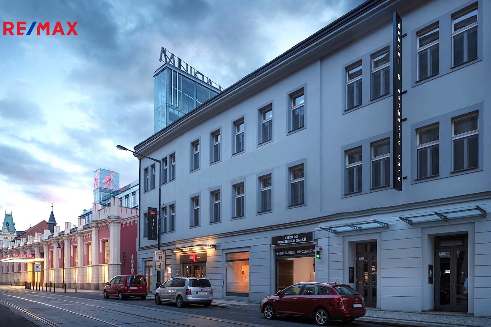 Budova