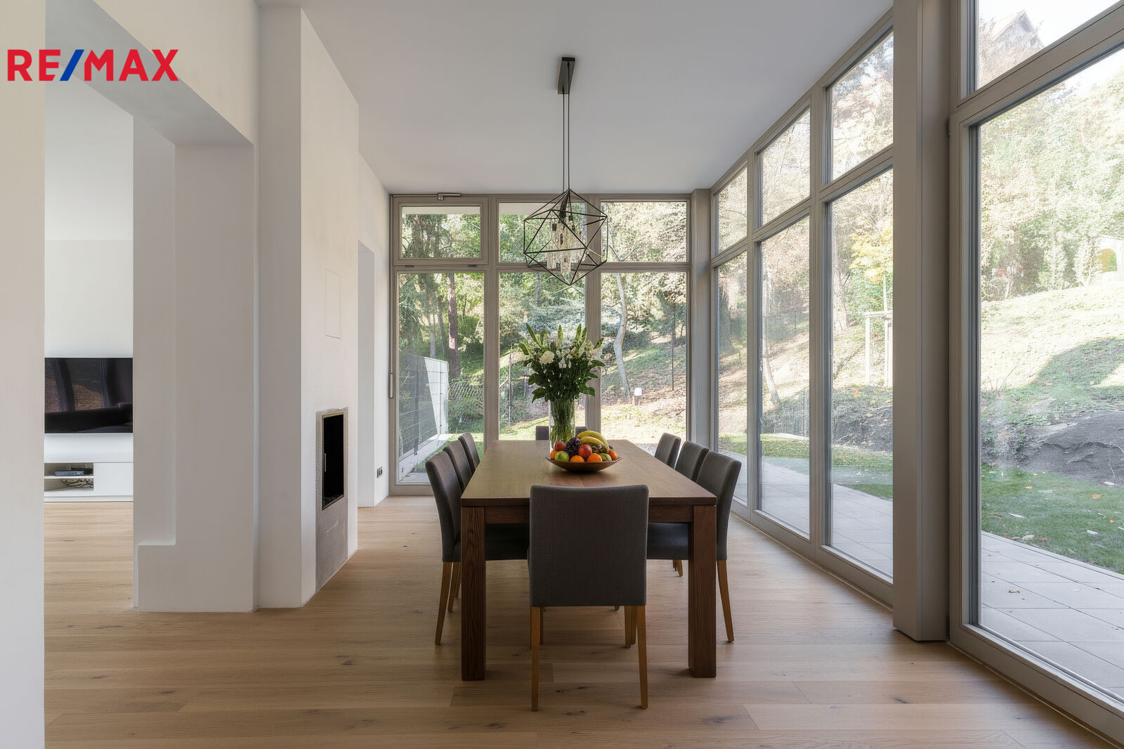 Prodej luxusního viladomu, Praha 10 – Záběhlice, u Hamerského rybníka