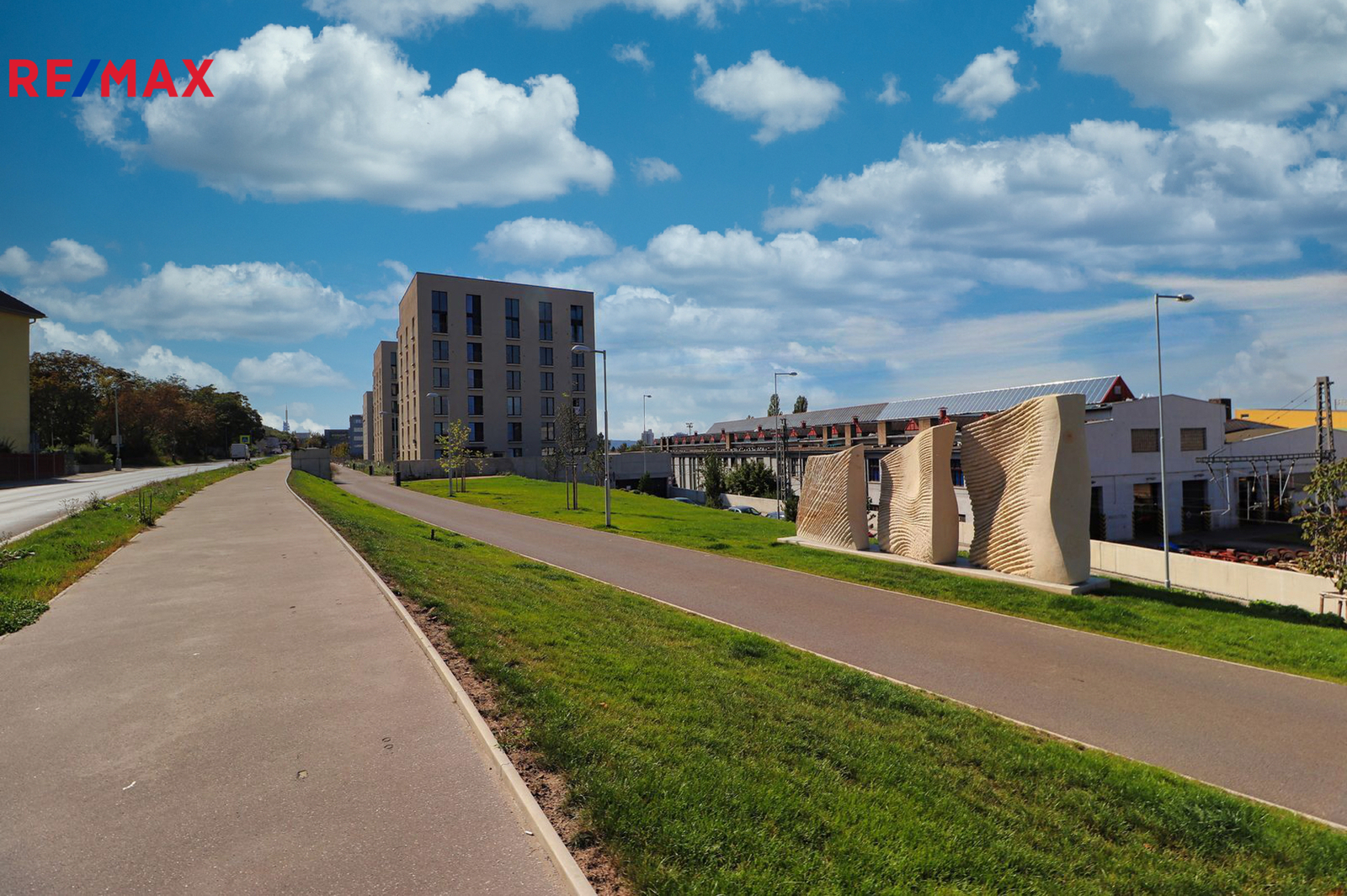 Bytové domy - okolí