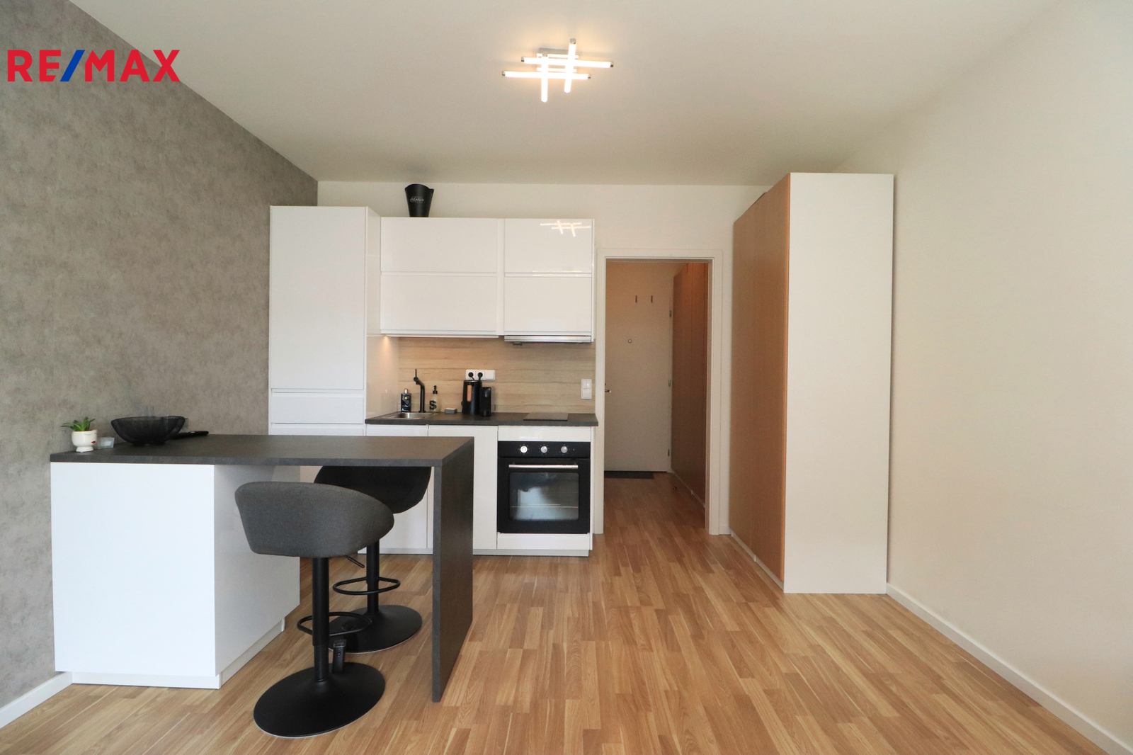 Obývací pokoj + kk