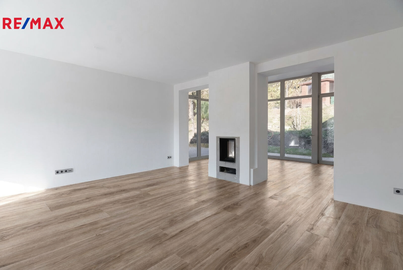 Prodej luxusního viladomu, Praha 10 – Záběhlice, u Hamerského rybníka