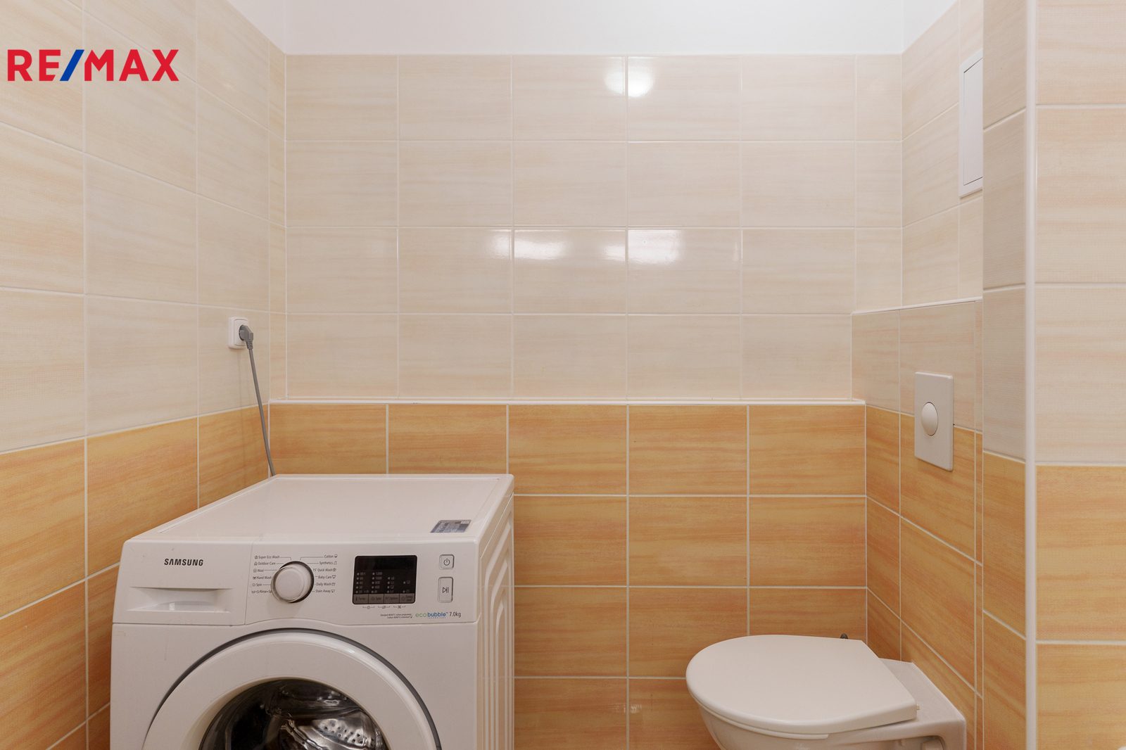 Pronájem 4+kk, Hradec Králové - Třebeš