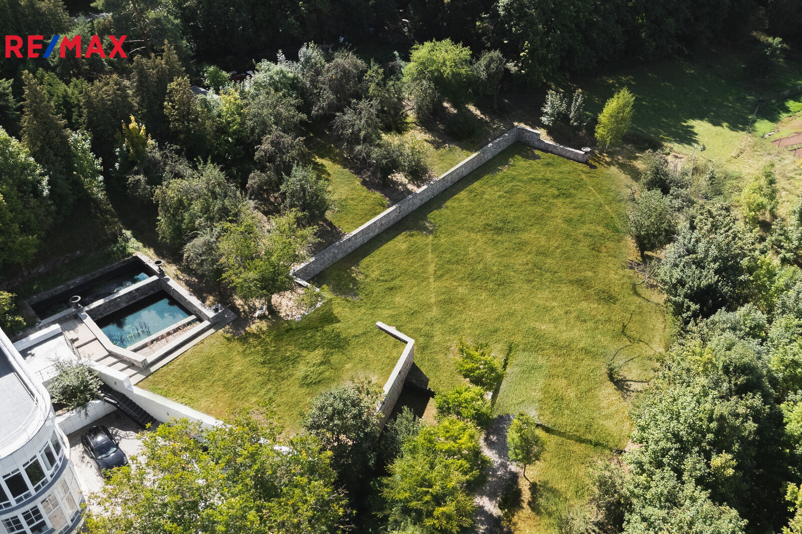 Prodej exkluzivní neofunkcionalistické vily Praha 