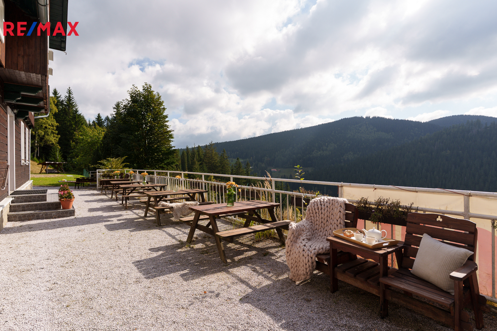 Prodej horského Penzionu Táňa na krásném místě v P