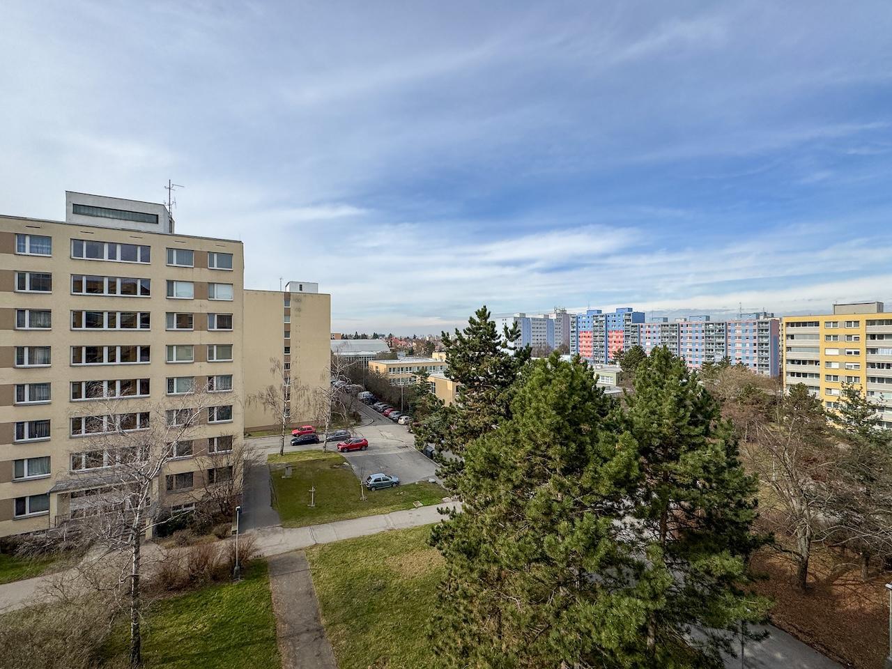 16vy-hled.1756528847.jpg