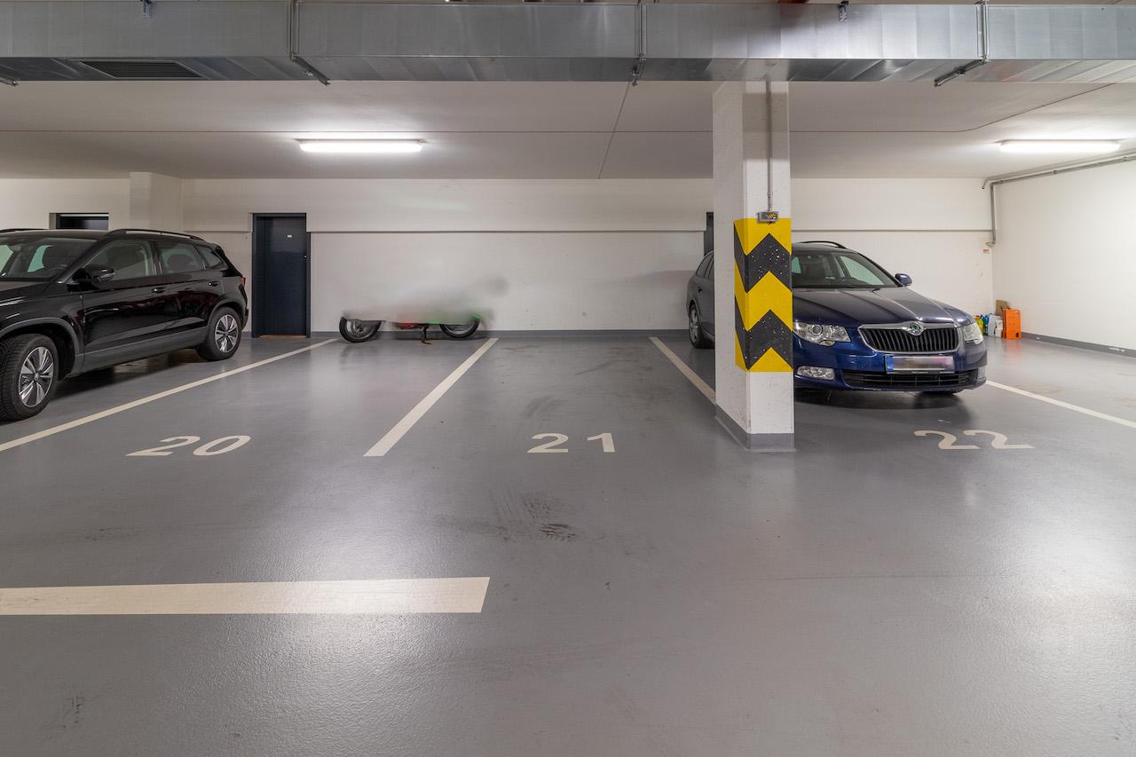 18parking.1743587805.jpg