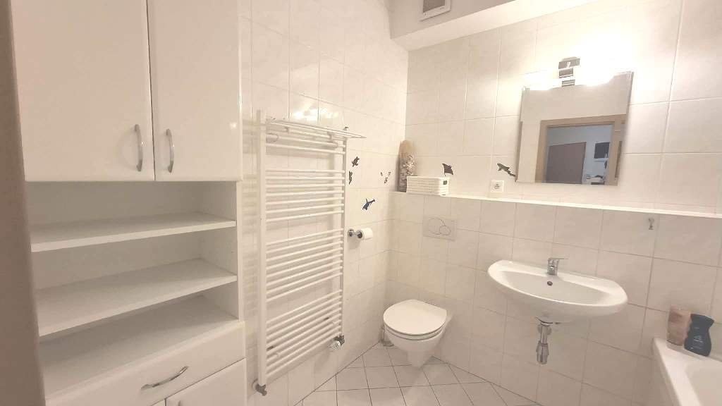 74892006-c66e-455b-8187-029fa537cd82