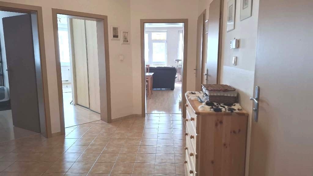 9998d3e7-8c02-414f-bfe0-1ef1e87be921