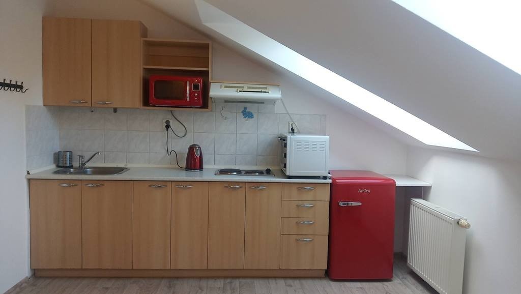 157cebf1-5ae4-4b5e-9010-606ae0acda70-1_all_18540