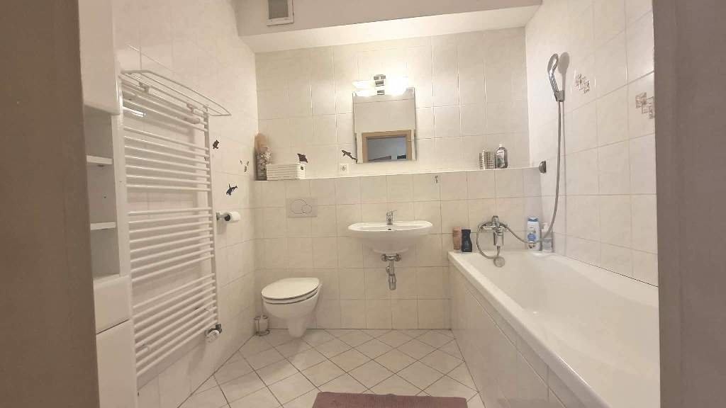 7181bb2a-eef4-4b80-9005-0aaf9ddee1c2