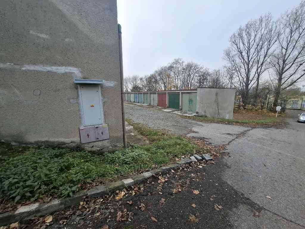 373de5d9-1172-41d9-83d3-6827b4c4d6f7