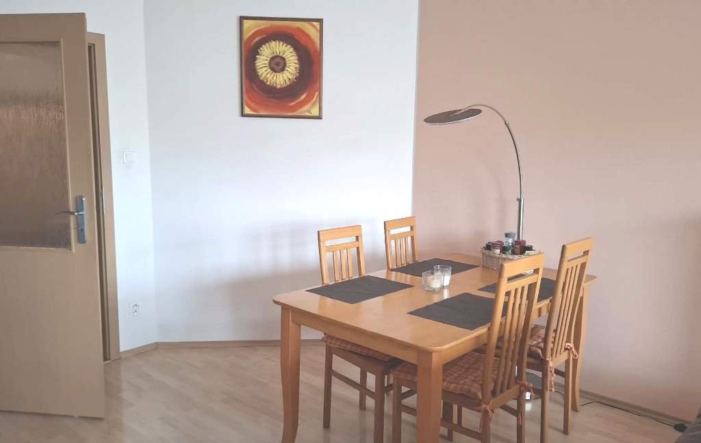 7b04a1a5-34e5-4293-9c32-3d82138dc182 (1)