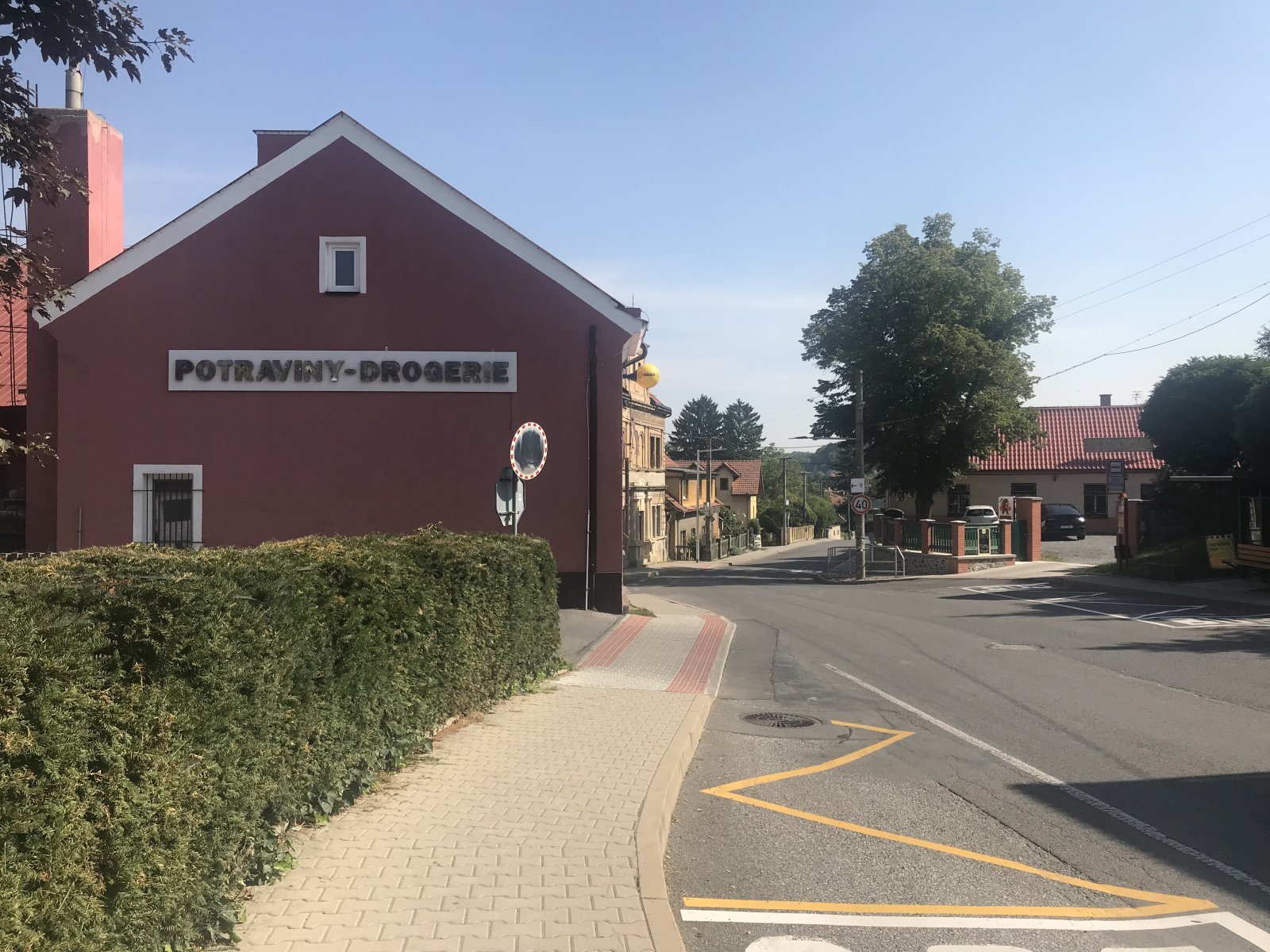 Byty Tuchoměřice. Potraviny.jpg