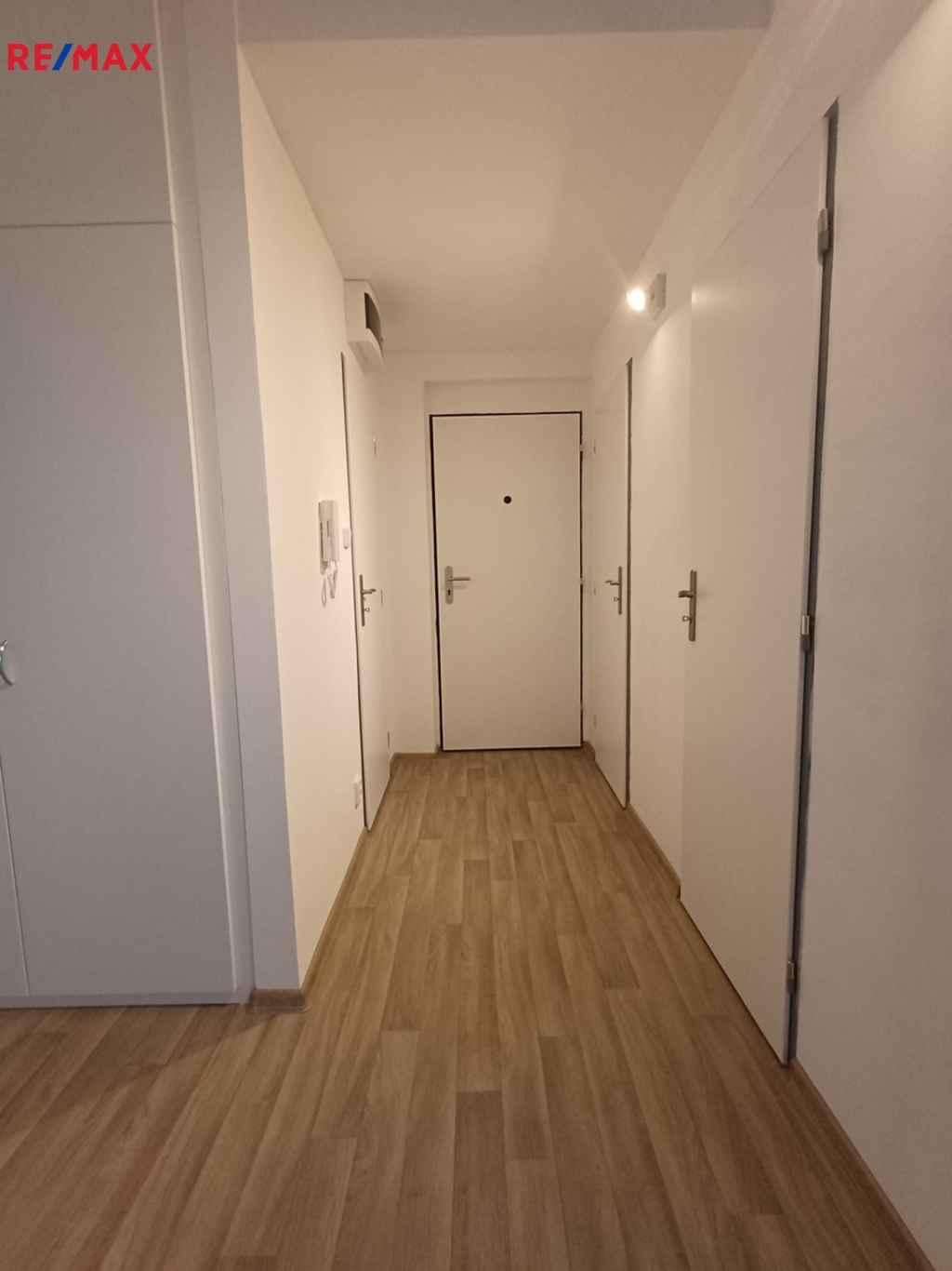 Pronájem bytu 3+1 Sedlčany 16 000 Kč za měsíc, foto 8