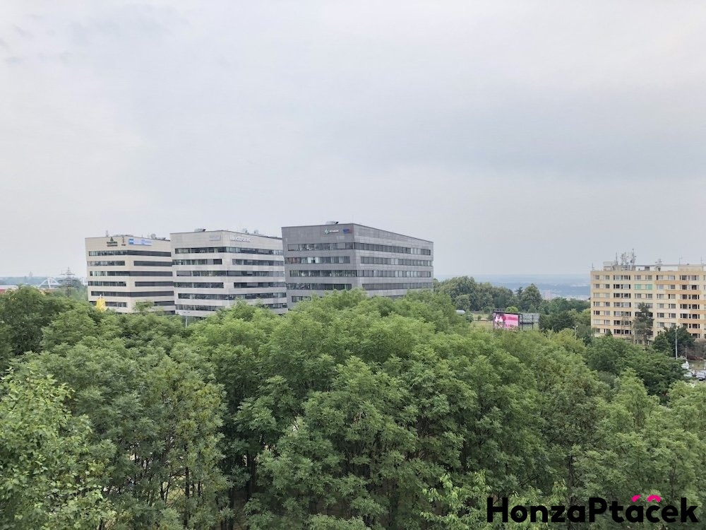 Prona?jem bytu v osobni?m vlastnictvi? Zubrnicka?, Prosek, Praha realitni? makle?r? v Praze, realitn