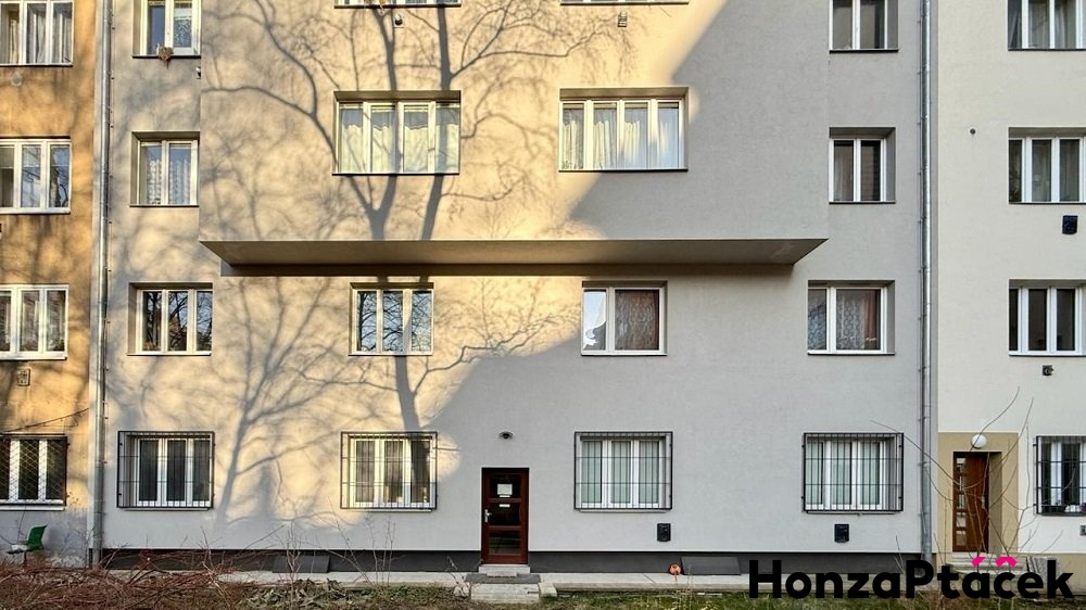 Prodej nebytové prostory,Viklefova,Praha Honza Ptá